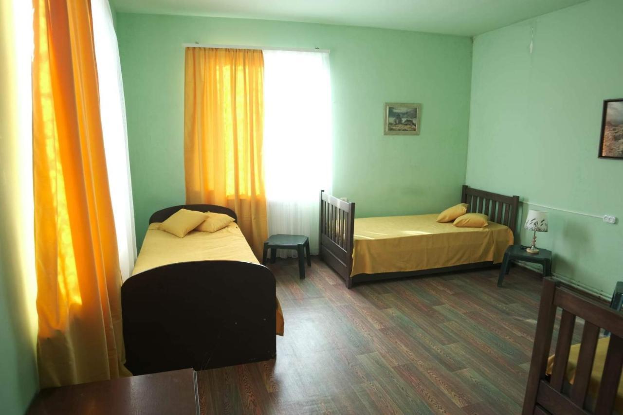 Нордвест Hotel Yerevan Bagian luar foto