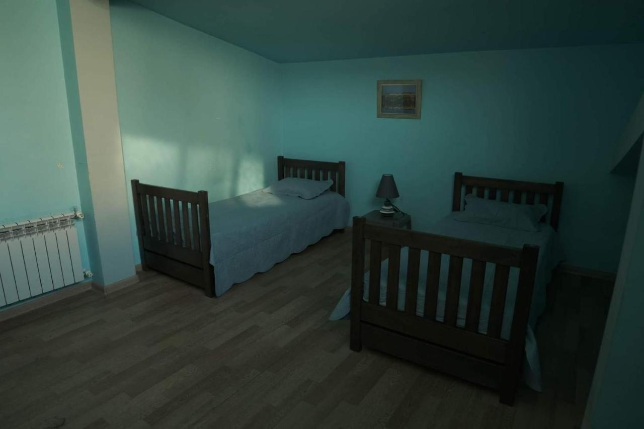 Нордвест Hotel Yerevan Bagian luar foto