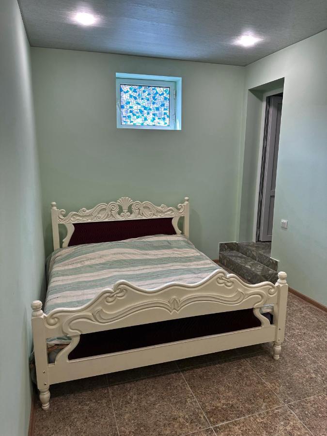 Нордвест Hotel Yerevan Bagian luar foto