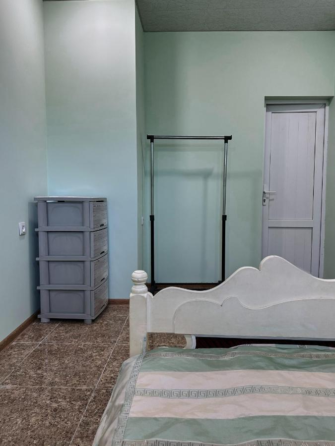 Нордвест Hotel Yerevan Bagian luar foto
